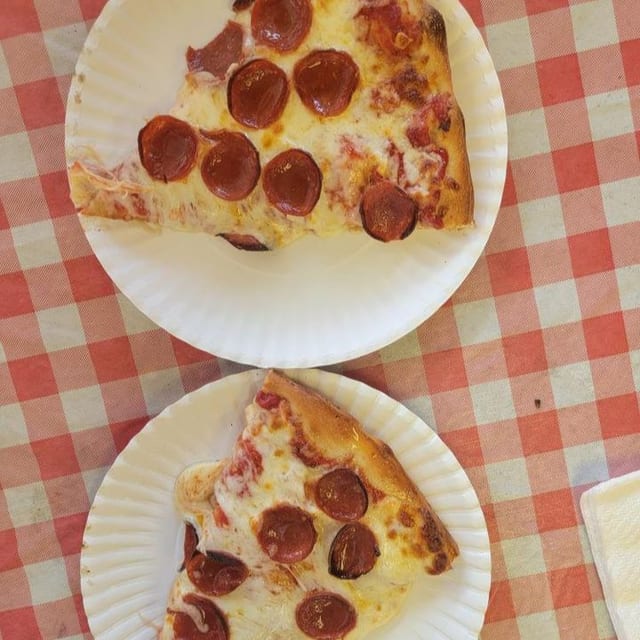 2 Slices & 20oz Pop.